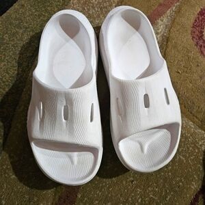 Hoka Recovery Slides